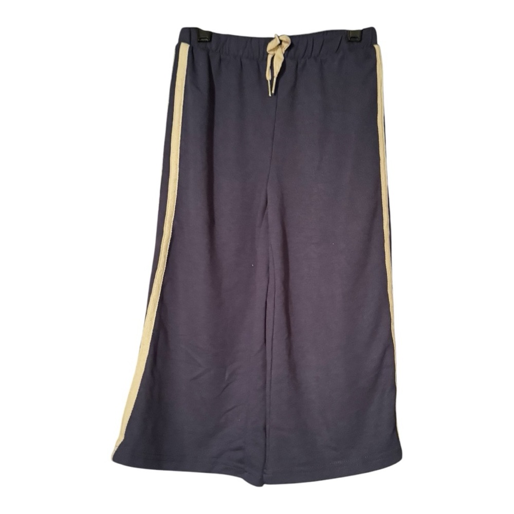NWT TAKARA girls Small Navy Wide-Leg cropped wide leg Pants with Cream Stripes